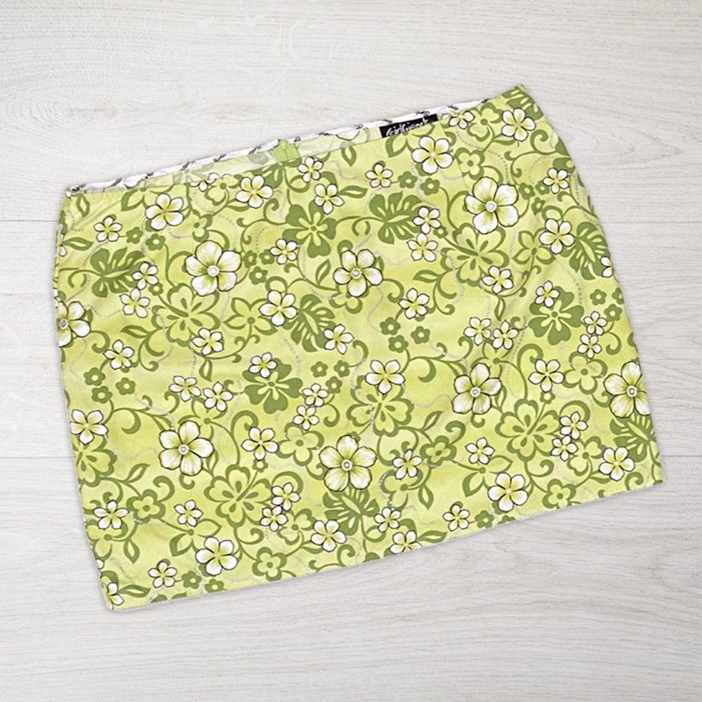 Girlfriends LA Floral Print Mini Vintage 90s
